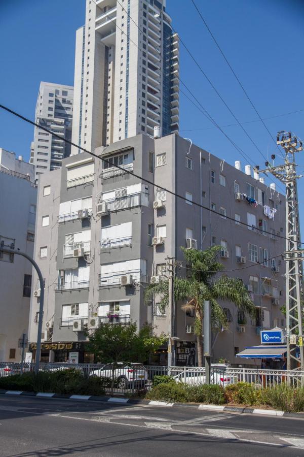 Apartments4You Bally Bat Yam Εξωτερικό φωτογραφία